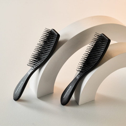 ESSENTIAL STYLE BLEND Medium Hair Bristles Grey