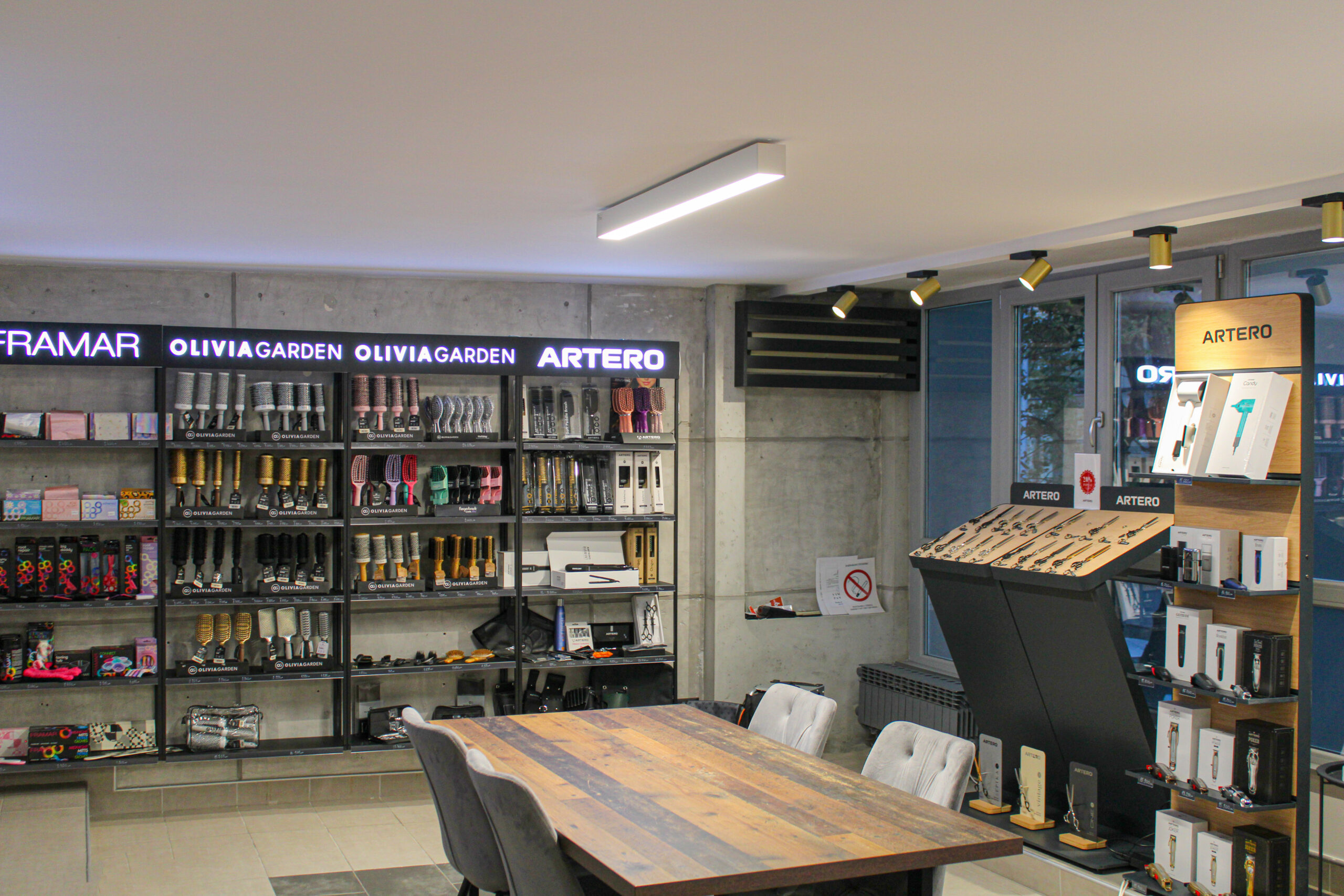 TRY ALL THE EQUIPMENT AT THE PARFA TON SHOP&SHOWROOM